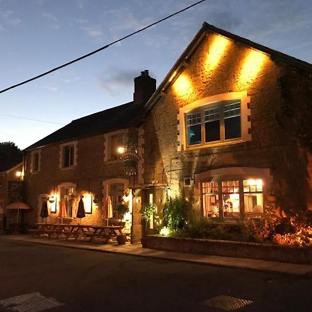 Hotel The Barrington Boar à Ilminster Extérieur photo
