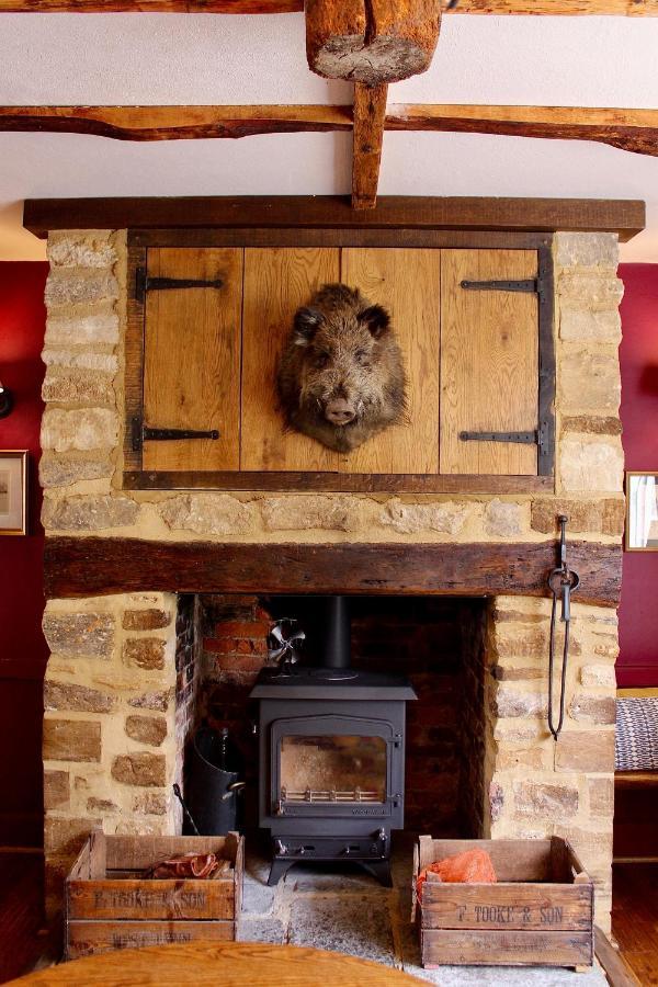 Hotel The Barrington Boar à Ilminster Extérieur photo