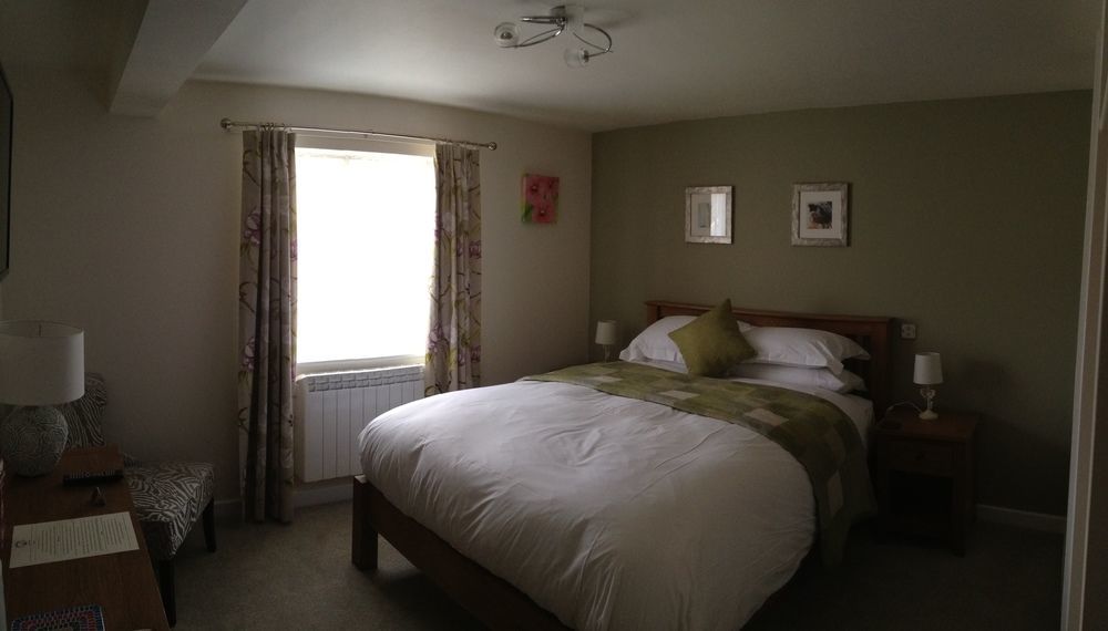 Hotel The Barrington Boar à Ilminster Extérieur photo